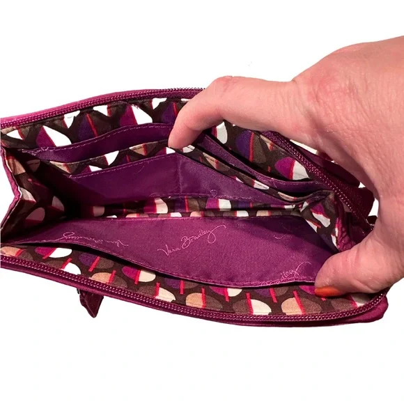 Vera Bradley Wristlet purple. Gently Used - Picture 4 of 4